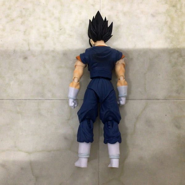 1 иен ~ S.H.Figuarts Dragon Ball Zbejito