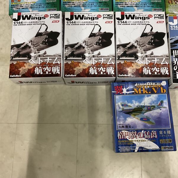 1円〜 訳あり 童友社 1/100 翼コレクション 第四弾 メッサーシュミット Bf109F 大戦の荒鷲、第六弾 P-51D マスタング 蒼空の野生馬 他_画像4