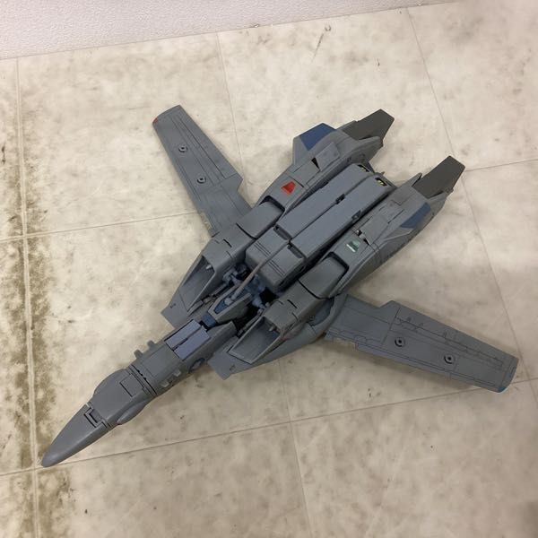 1円〜 ジャンク 箱無 やまと 1/48 超時空要塞マクロス VF-1A ロービジビリティーカラー_画像2