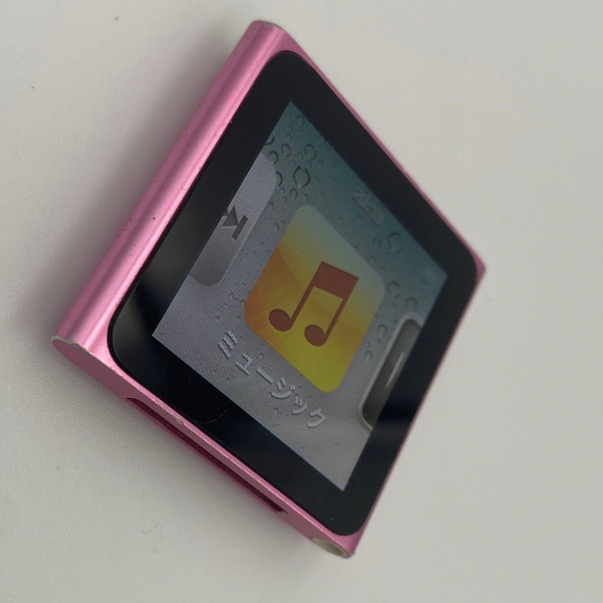 Apple iPod nano 第6世代 16GB アップル ピンク 本体 充電コード Apple iPod nano 第6世代 16GB アップル ピンク 本体 充電コード