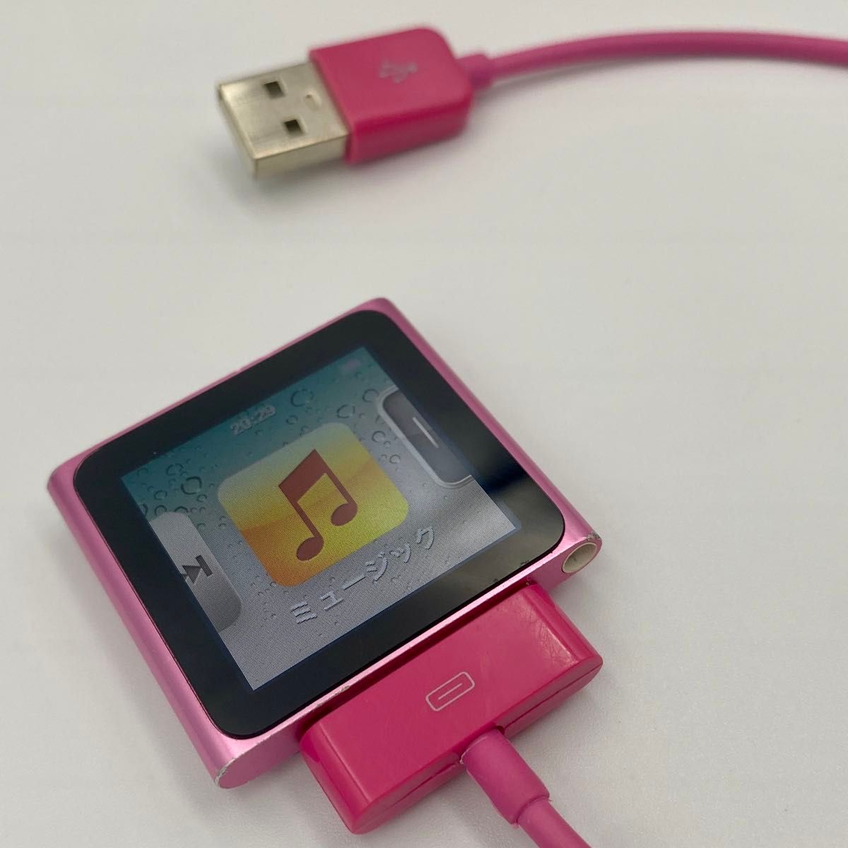 Apple iPod nano 第6世代 16GB アップル ピンク 本体 充電コード Apple iPod nano 第6世代 16GB アップル ピンク 本体 充電コード