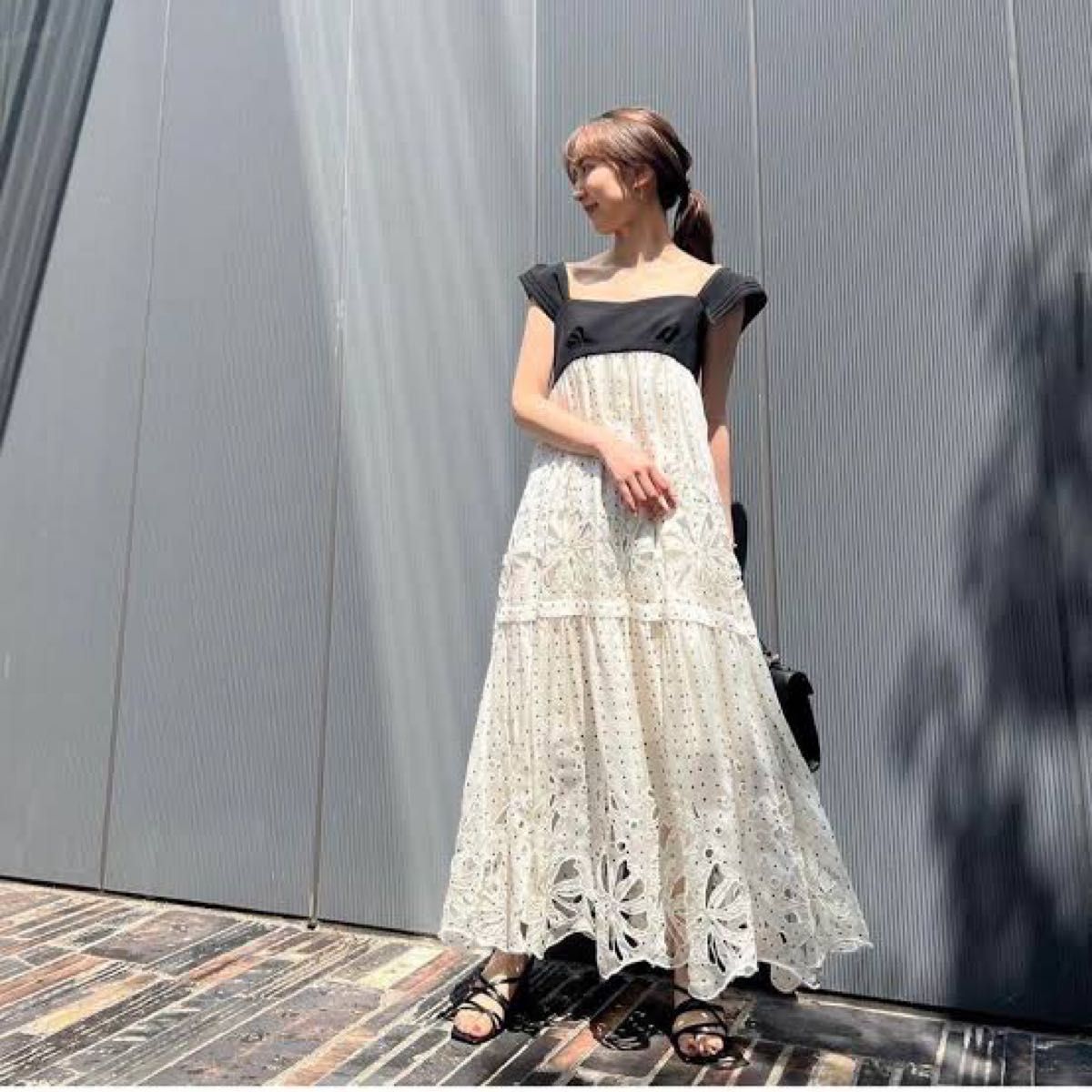 SNIDEL スナイデル カットワーク刺繍ドレス ドレスラボ限定 DOT SNIDEL スナイデル カットワーク刺繍ドレス ドレスラボ限定 DOT