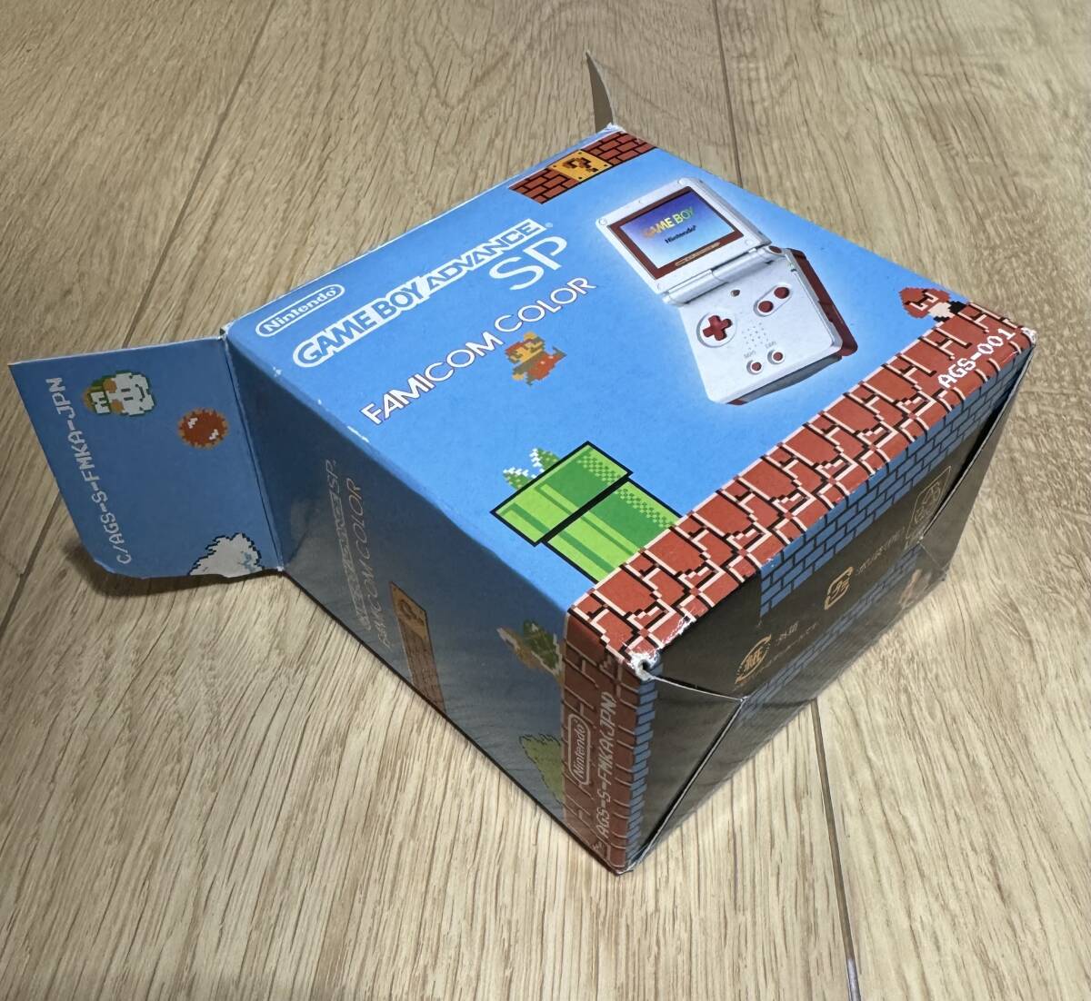 *GBA* Game Boy Advance SP Famicom цвет * Super Mario Brothers есть * коробка инструкция есть * рабочее состояние подтверждено * быстрое решение иметь *