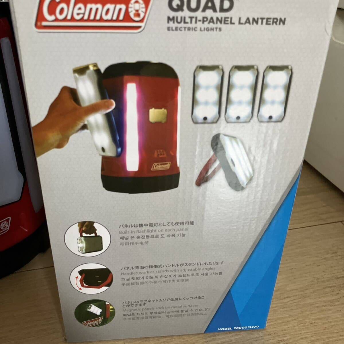 美品　Coleman コールマン　クアッド　マルチパネルランタン　800ルーマン　ケース付き　アウトドア　防災用　即決　宅急便送料無料