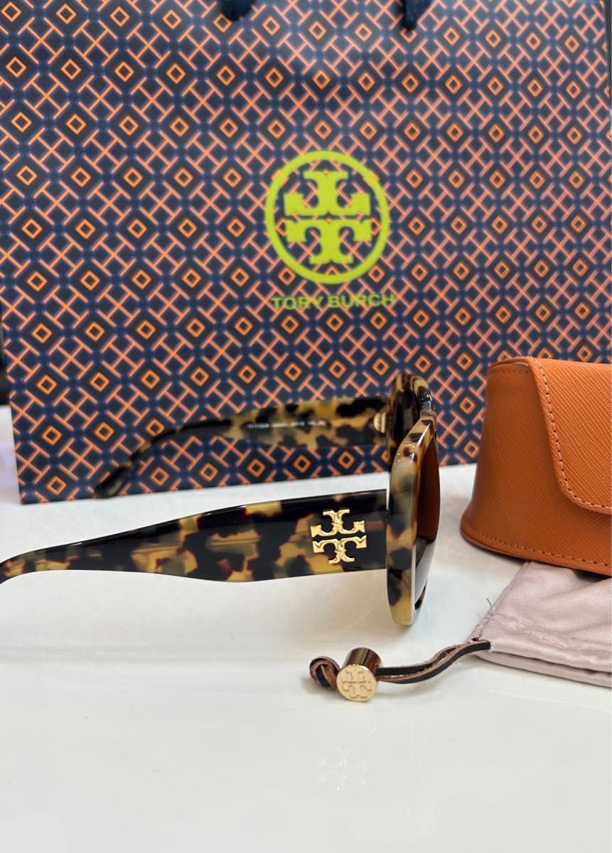 お値下げしました♪TORY BURCH トリーバーチ サングラス 新品未使用