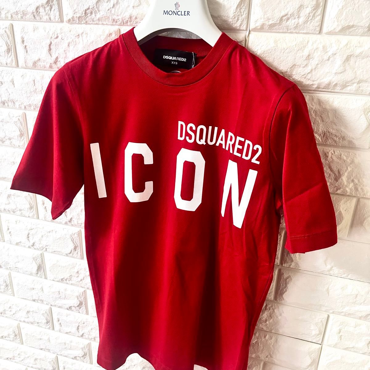 【新品未使用】DSQUARED2ディースクエアード・tシャツ・レッド・XXS