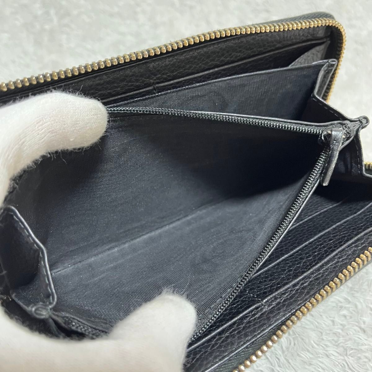 GUCCI グッチ ラウンドファスナー 長財布 バンブー タッセル GUCCI グッチ ラウンドファスナー 長財布 バンブー タッセル