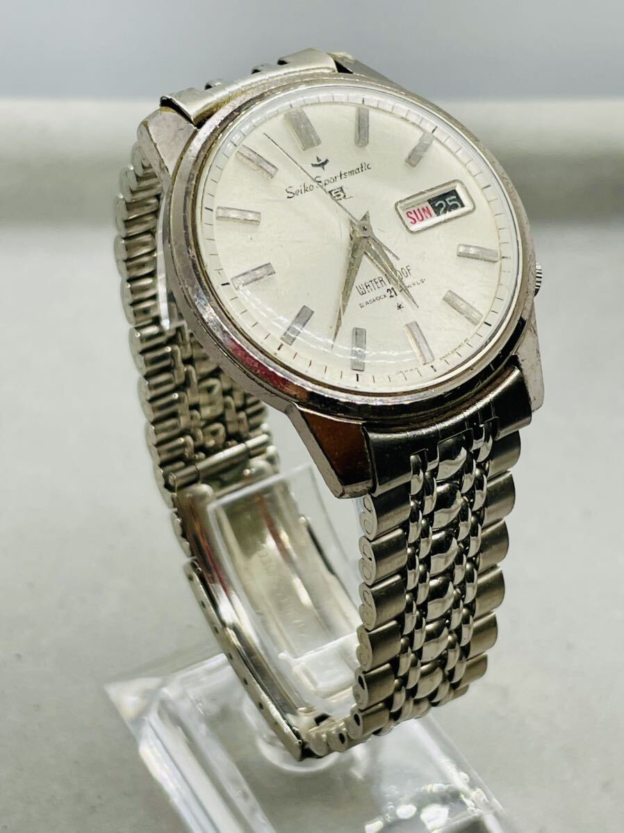 【自宅保管品の】SEIKO 5/Sportsmatic/腕時計/自動巻き/デイデイト/21石/シルバー文字盤/3針/セイコー5/スポーツマチック/アンティーク_画像2