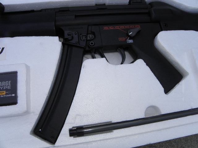 50 東京マルイ MP5 A4 オートマチック 電動エアガン (バッテリー・充電器別売り) ジャンク品_画像8