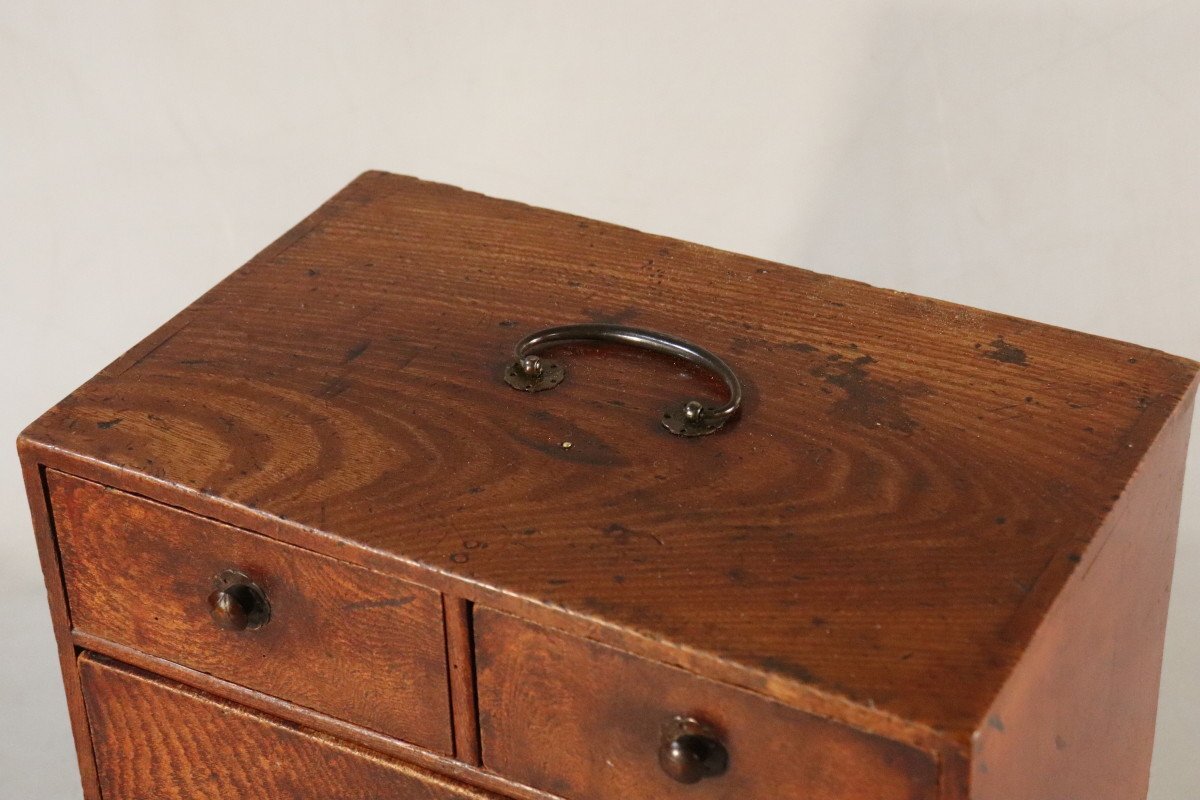 E580 zelkova needle box / sewing box / era box / storage box / toolbox / old tool / antique / peace furniture / Meiji period 