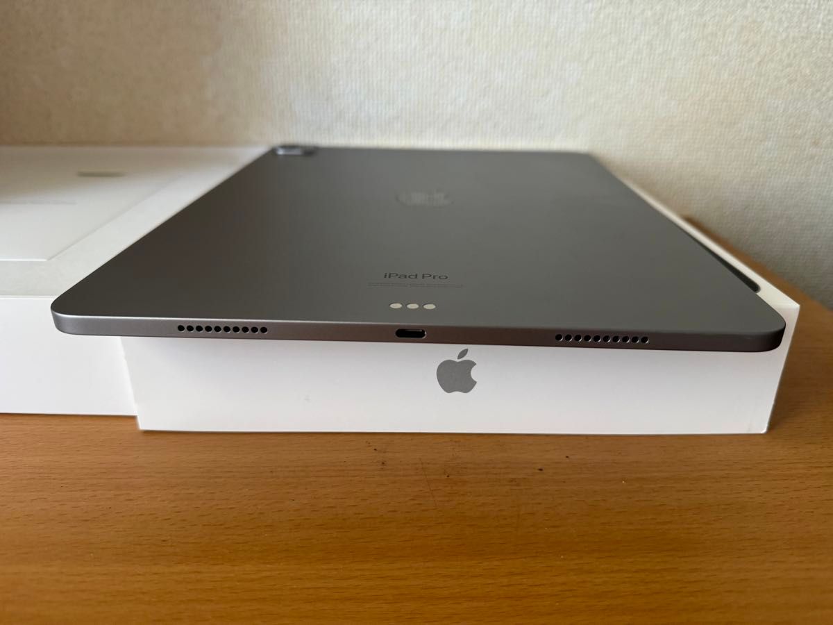 美品 】iPad Pro 12 9インチ 第6世代 Wi-Fi 256GB スペース 美品 】iPad Pro 12 9インチ 第6世代 Wi-Fi 256GB スペース