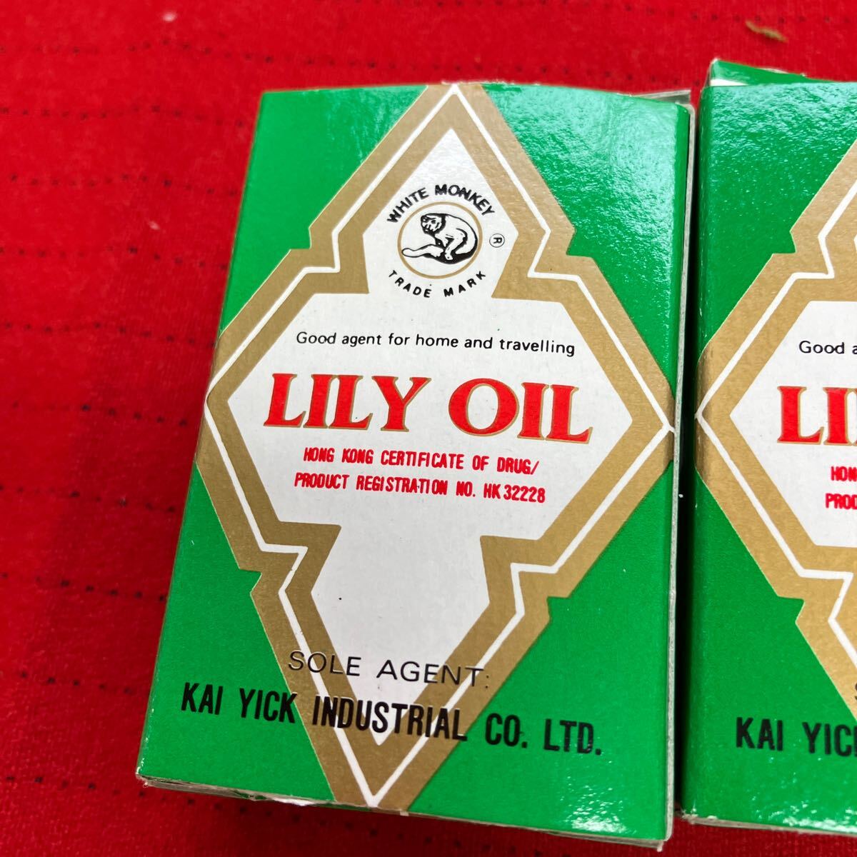 [ 100 . масло обезболивающее LILY OIL①]3 шт. комплект универсальный лекарство Hong Kong производства [B8-3③]0404