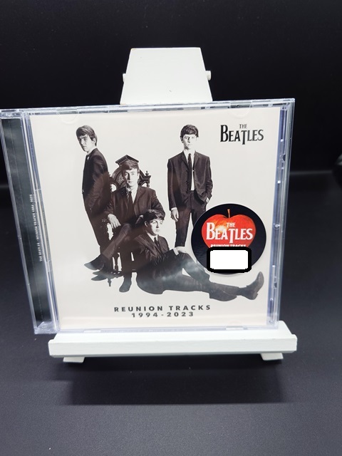 【送料無料】美品 The Beatles ビートルズ Reunion Tracks 1994-2023_画像1