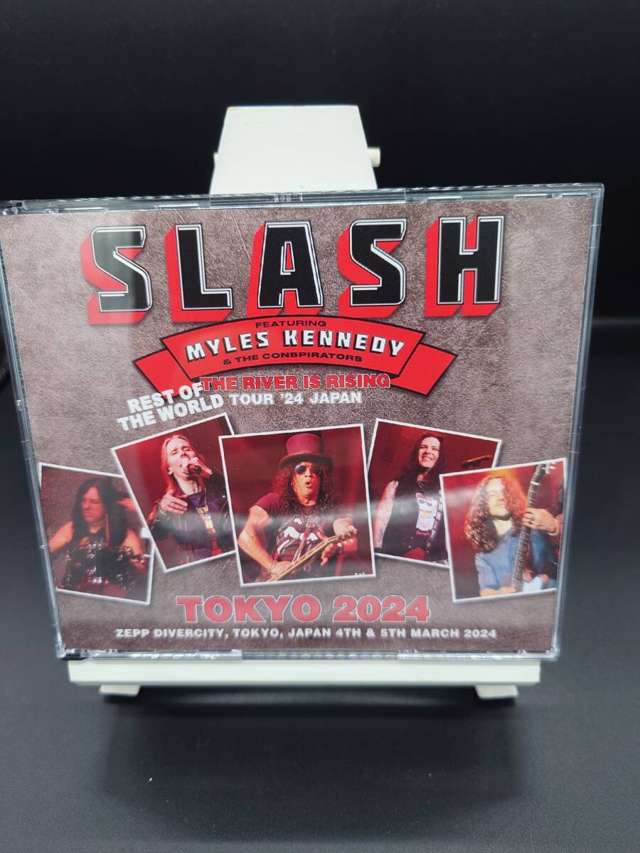 【送料無料】美品 Slash Featuring Myles Kennedy And The Conspirators スラッシュ Tokyo 2024_画像1