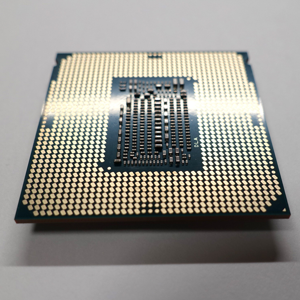[ free shipping ]Intel Core i7-9700K processor 3.6GHz CPU