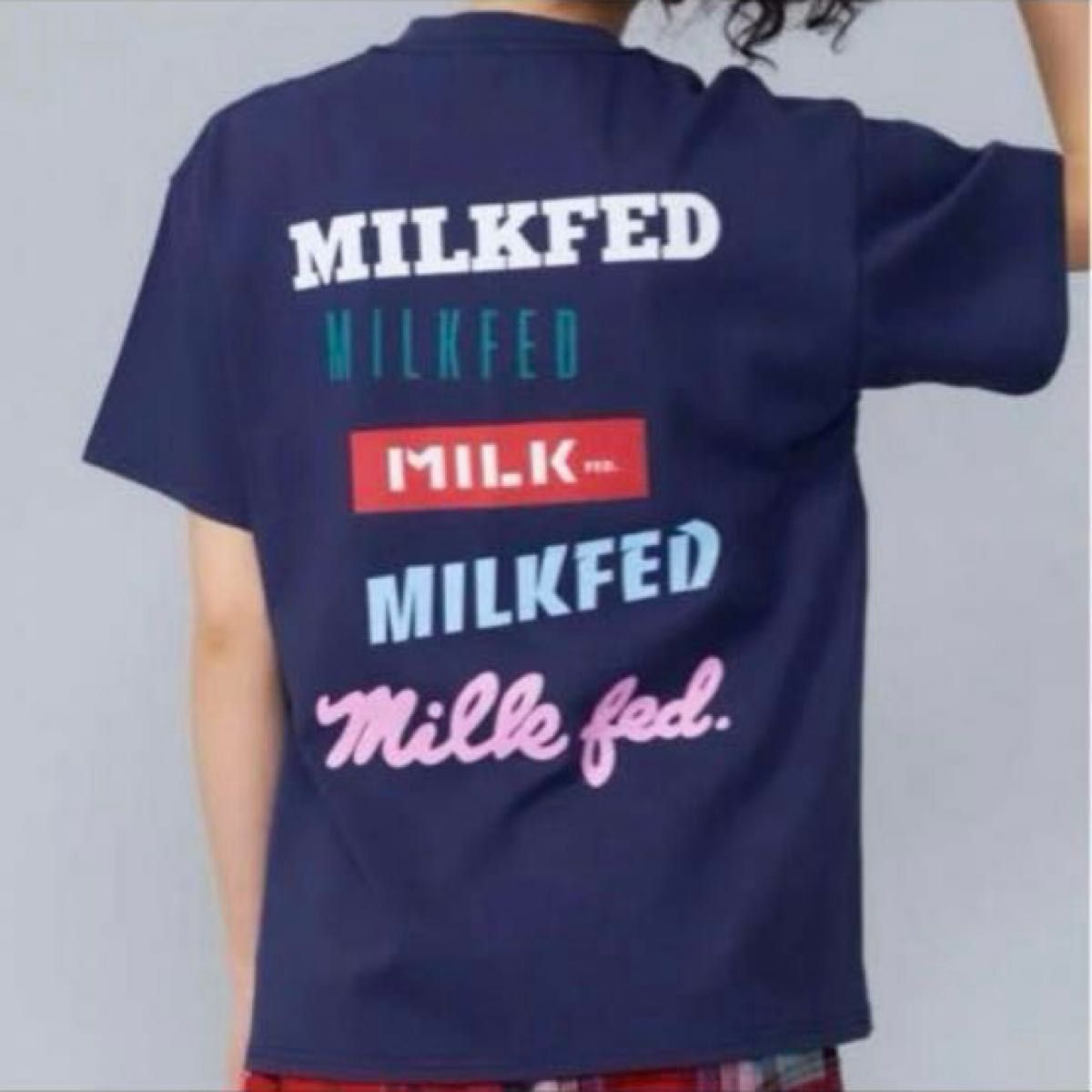 ミルクフェド MILK FED Tシャツ MULTI LOGO TOP ネイビー 半袖 半袖Tシャツ