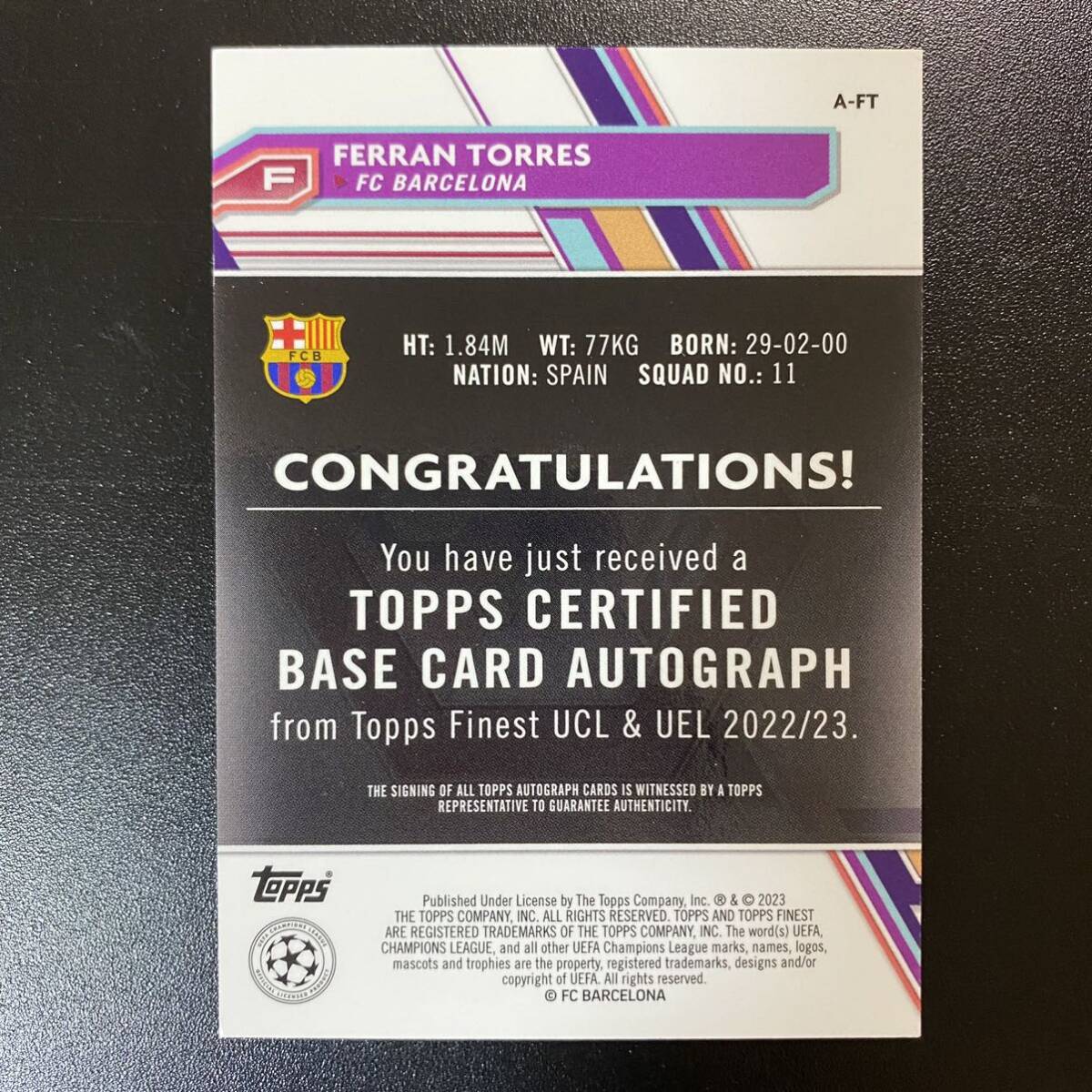 Ferran Torres 2022-23 Topps Finest Refractor Auto Barcelona 直筆サインカード フェラン・トーレスの画像2