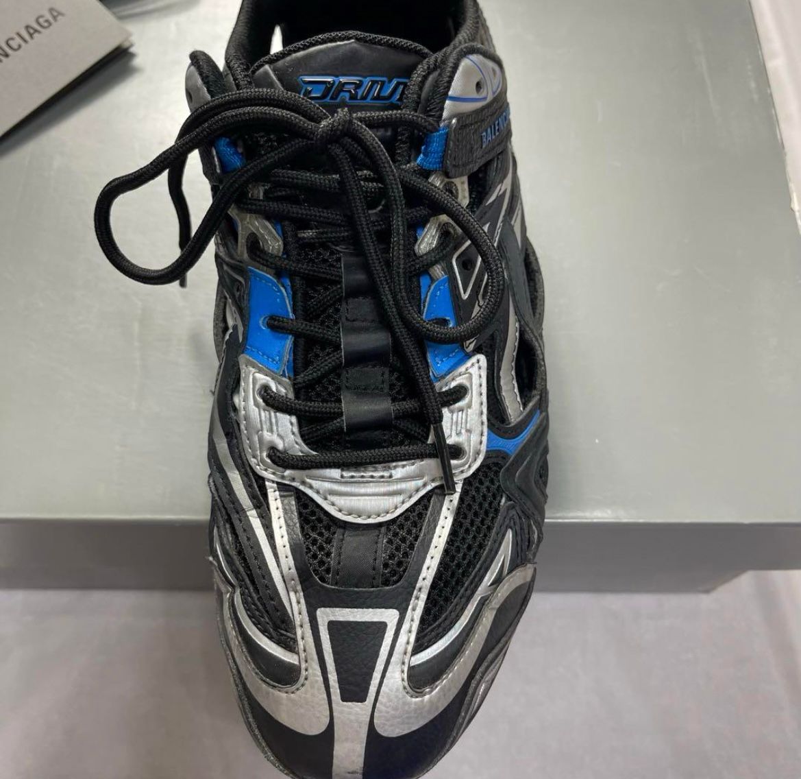 BALENCIAGA Drive 42スニーカー バレンシアガ|Yahoo!フリマ(旧 BALENCIAGA Drive 42スニーカー バレンシアガ|Yahoo!フリマ(旧