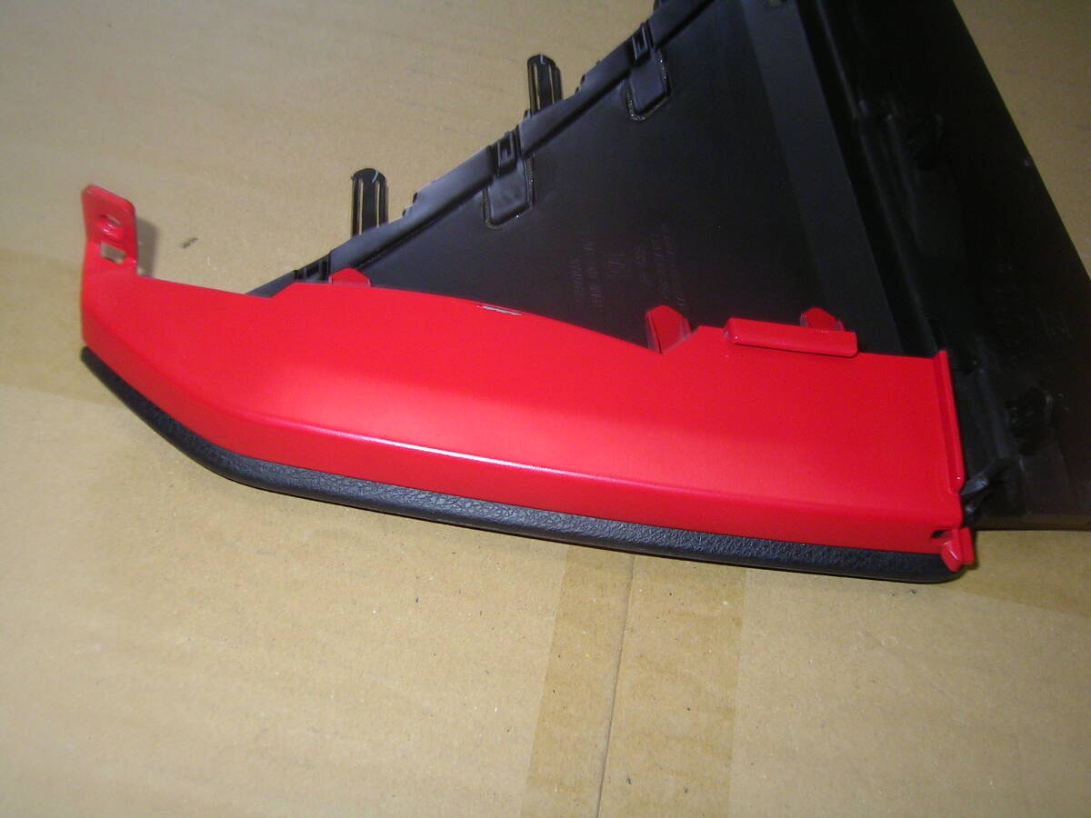 トヨタ　86　(ZN6)　GT　前期　センターコンソールサイドパネル　(ニーパット)　左右セット　赤ステッチ_画像9