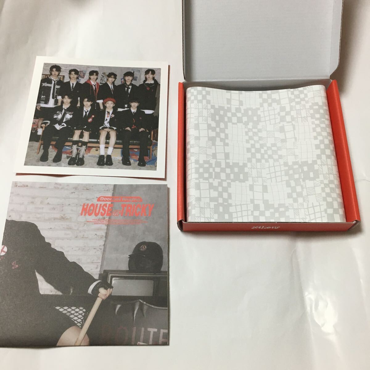 送料込み　xikers　サイカース　CD　1ST MINI ALBUM　☆HOUSE OF TRICKY : Doorbell Ringing☆　7曲　韓国盤　デビューアルバム　K-POP