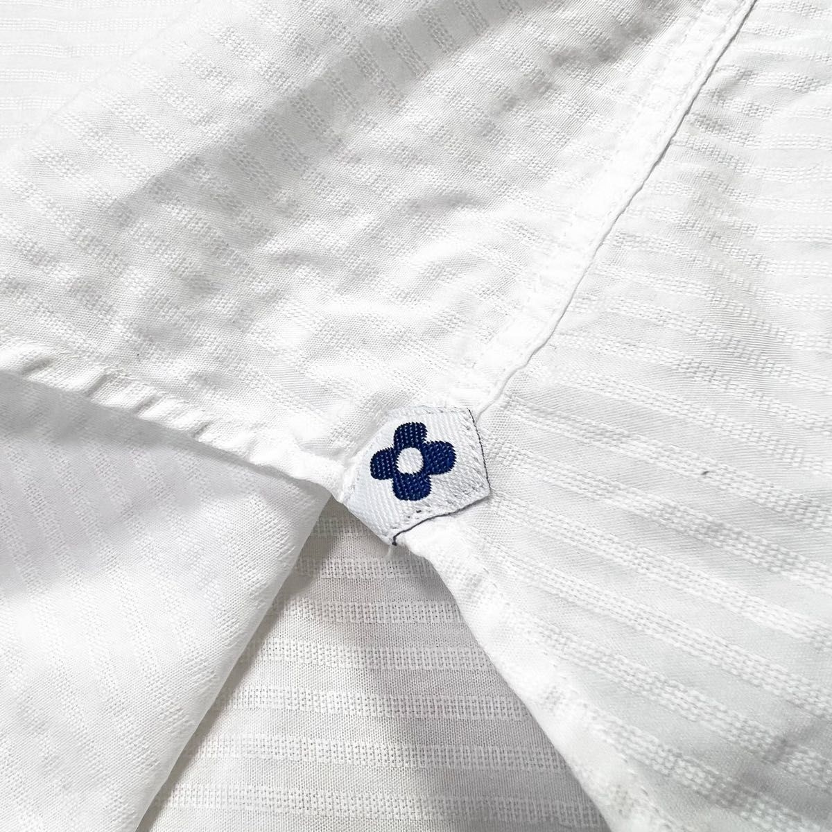 ラルディーニ　メンズ　ポプリンシャツ　長袖シャツ　フラワー刺繍　ホワイト　コットン　XL相当　大きいサイズ　着用感のない美品