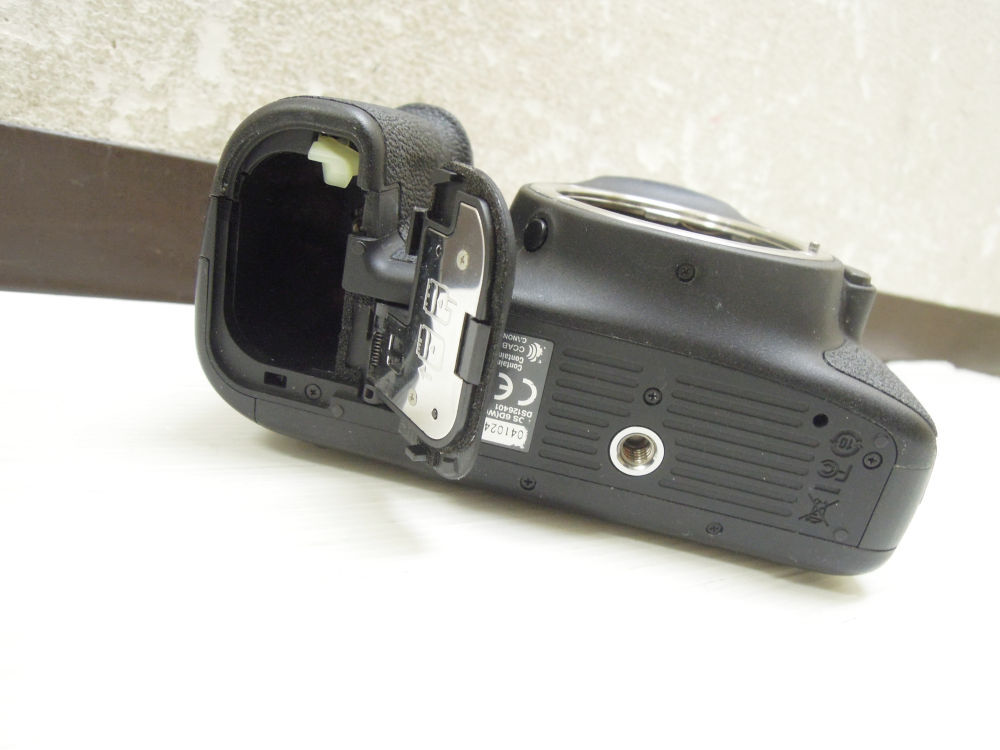 2182) Canon キャノン EOS 6D デジタル一眼レフカメラ ボディ の画像7