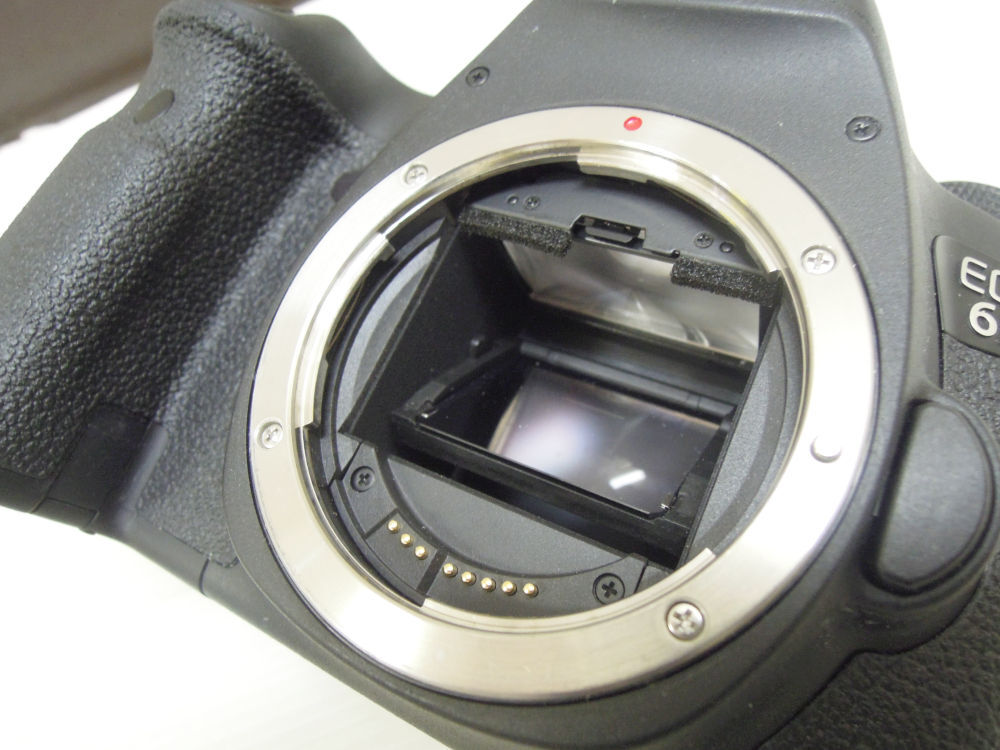 2182) Canon キャノン EOS 6D デジタル一眼レフカメラ ボディ の画像4