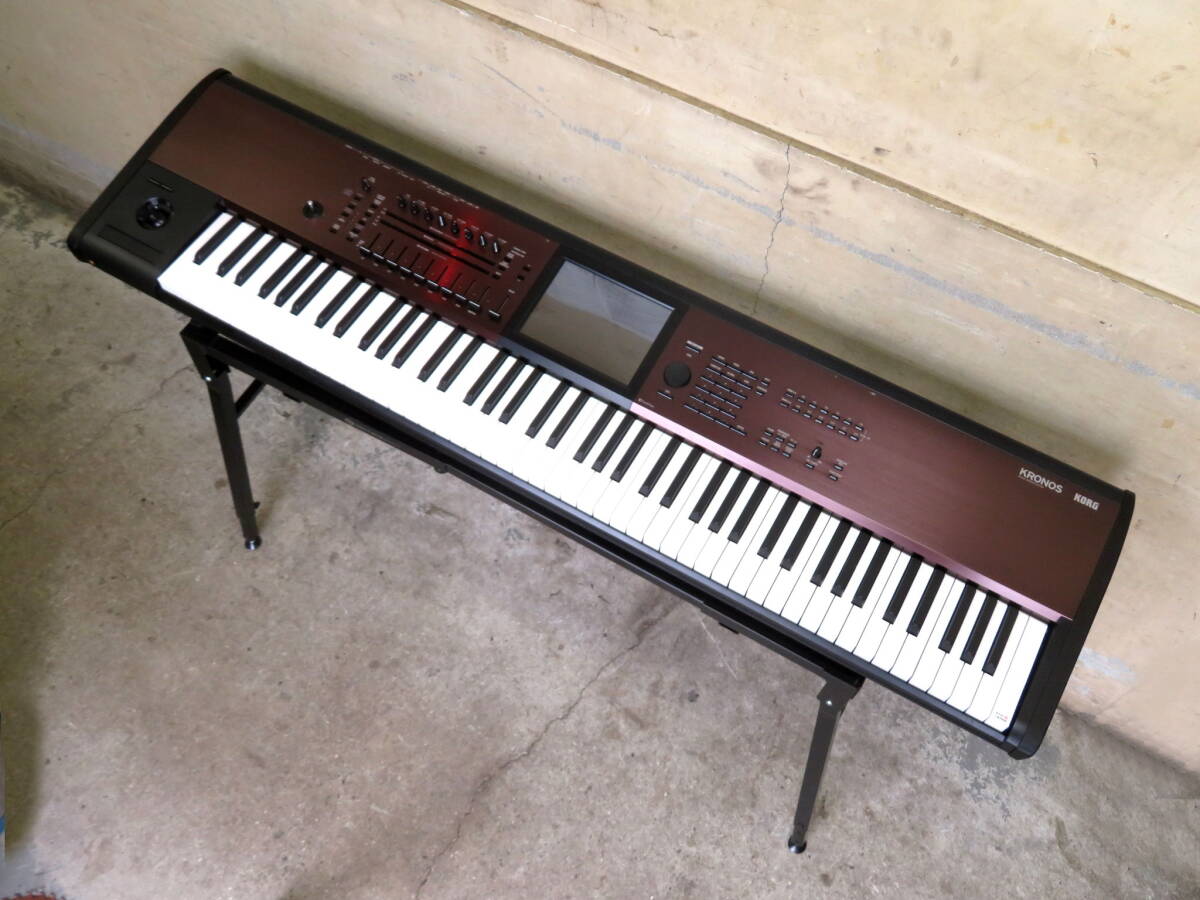 コルグ クロノス LS シンセサイザー KRONOS2-88LS 88鍵盤 動作美 コルグ クロノス LS シンセサイザー KRONOS2-88LS 88鍵盤 動作美