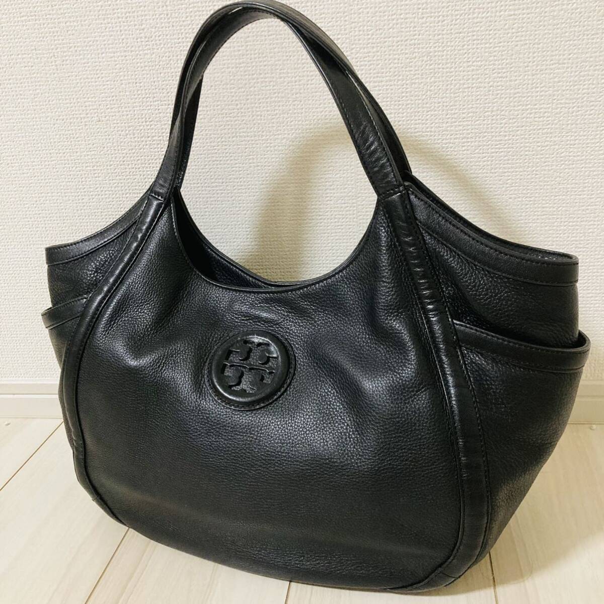 ★美品★ トリーバーチ TORYBURCHハンドバッグ トートバッグ ブラック 黒 BK 本革 大容量 シボ革 ソフトレザー ショルダーバッグ 