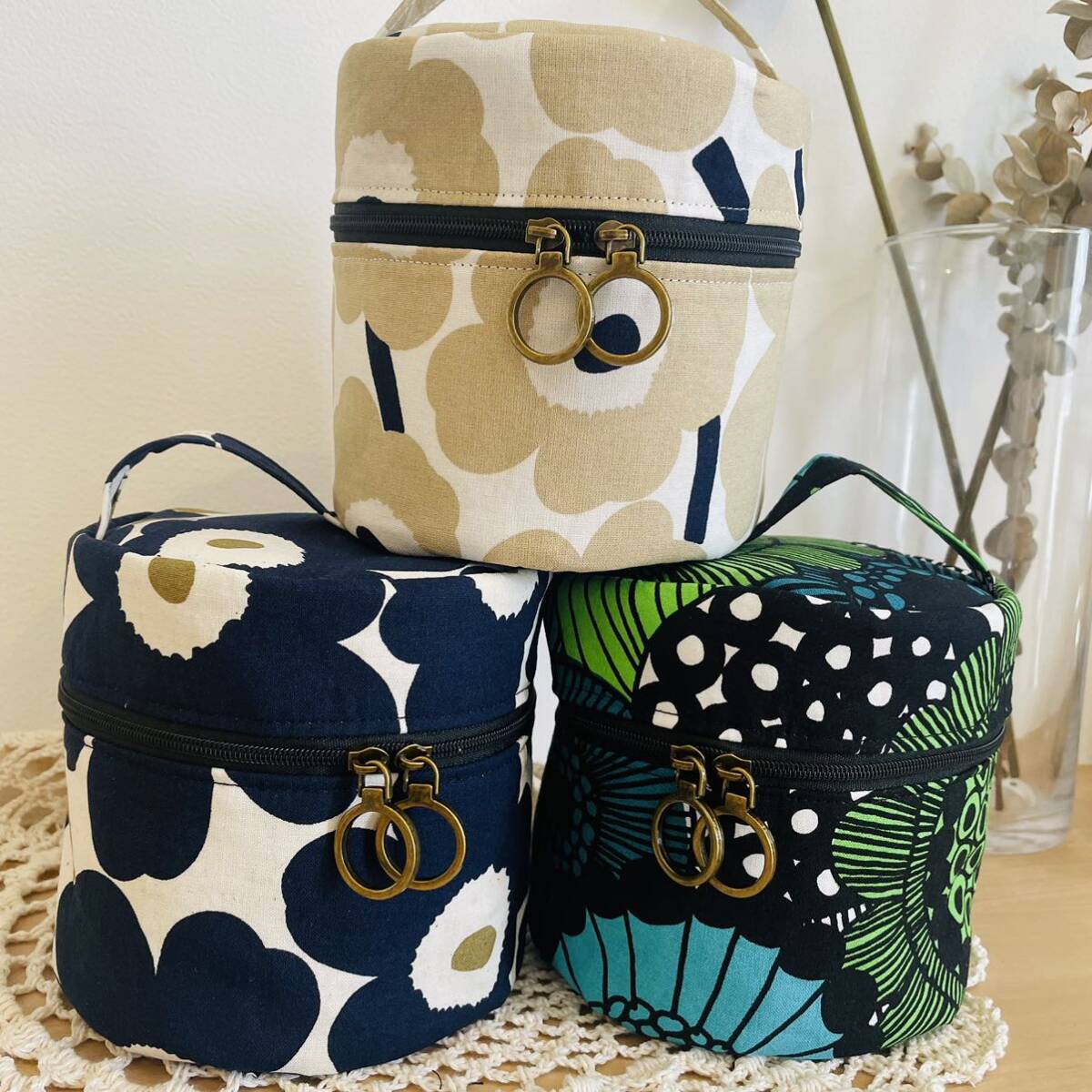  hand mei Marimekko marimekko vanity handbag vanity bag make-up pouch floral print embroidery round pouch Mother's Day 