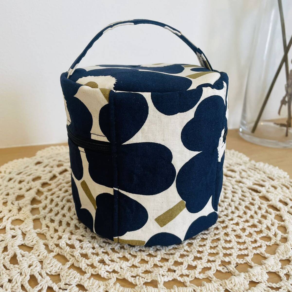  hand mei Marimekko marimekko vanity handbag vanity bag make-up pouch floral print embroidery round pouch Mother's Day 