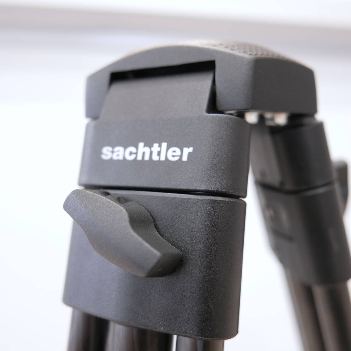 美品 Sachtler カーボン三脚 3段 ミッドスプレッダー 75mm / ザハトラー Ace FSB4 FSB6 FSB8 ハーフボール _画像3