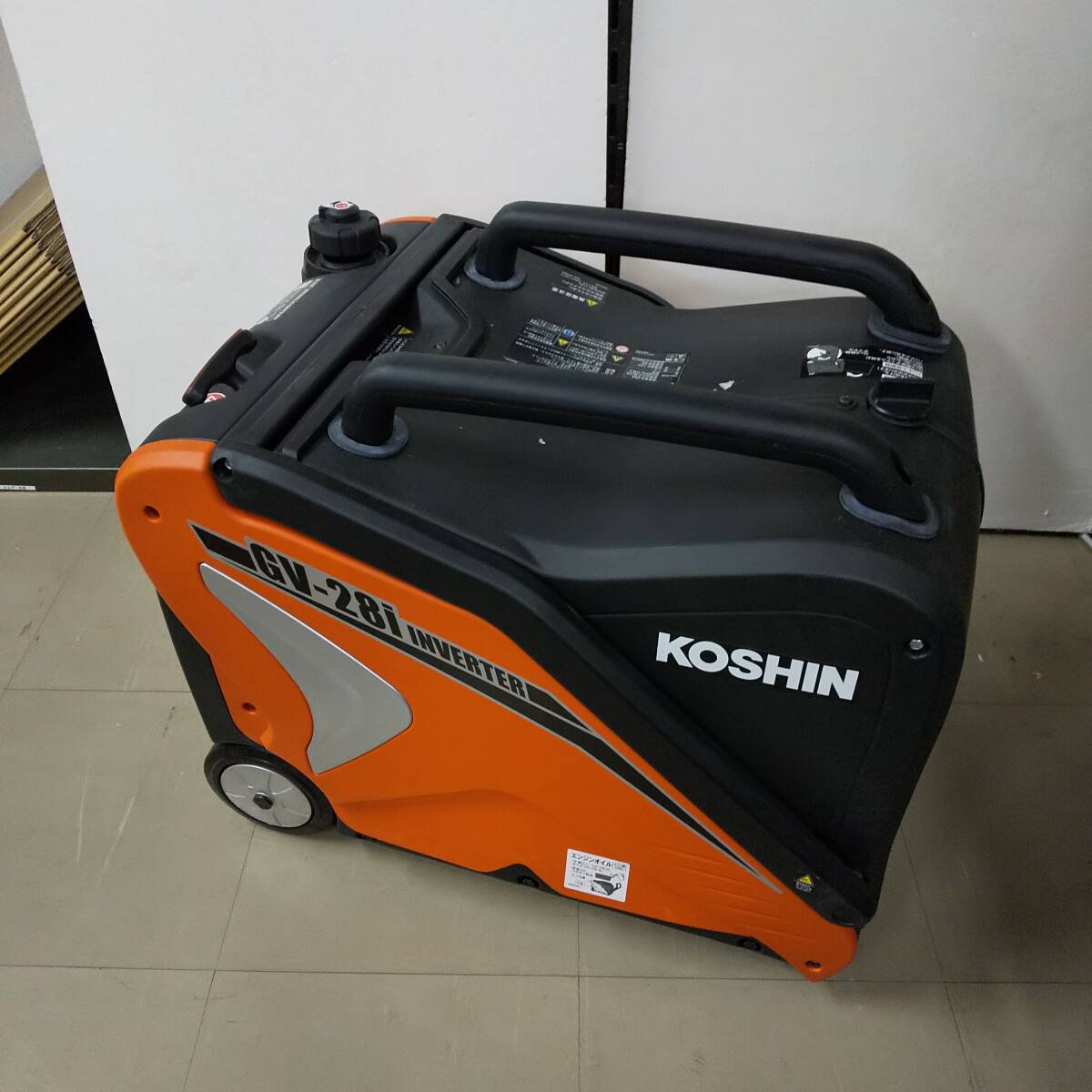 同梱不可☆【現状品】KOSHIN 工進 インバーター発電機 GV-28i 屋外用 インバーター ※画像にあるものが全てです。☆05-170D_画像1