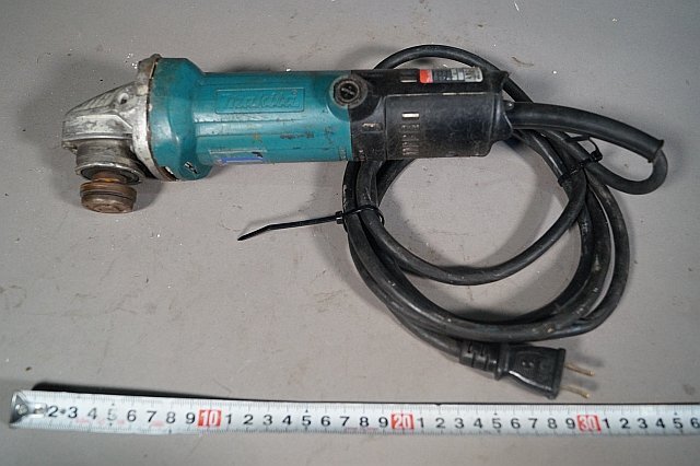 ◎ makita マキタ 100㎜ ディスクグラインダ 100V ※通電確認済み 9533B_画像9