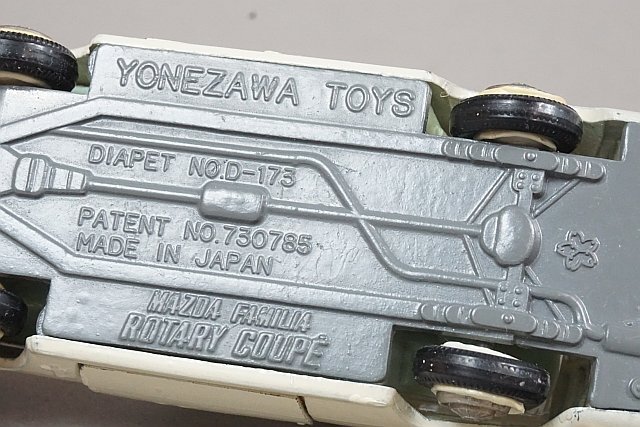 Diapet Diapet Yonezawa игрушки 1/40 Mazda Mazda Familia Familia роторный купе белый сделано в Японии No.173