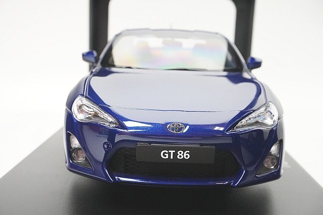 AUTOart オートアート 1/18 TOYOTA トヨタ GT86 欧州仕様 左ハンドル ギャラクシーブルーシリカ ※難有・ジャンク品 78775の画像2