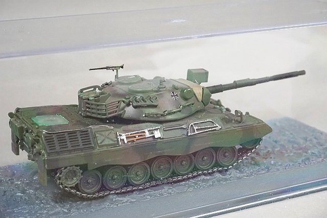 WAR MASTER War master z1/72 tank re Opal to1/A5 Germany ream . land army no. 74 tank large .2003 TK0027