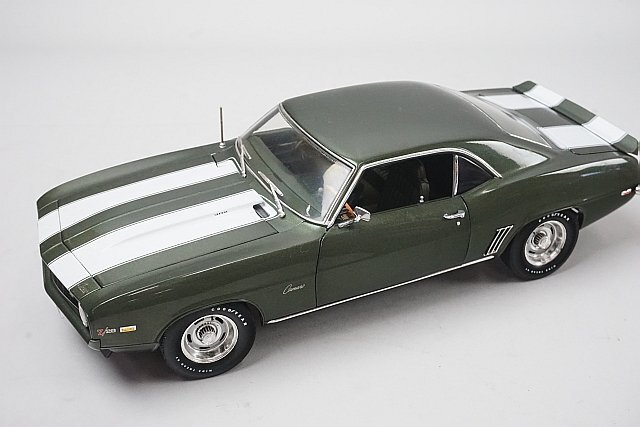 DIE-CAST PROMOTIONS ダイキャストプロモーション Chevrolet シボレー Camaro カマロ 1969 緑 全長約25cm ※本体のみ_画像1