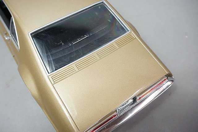 ROAD SIGNATURE ロード シグネチャー 1/18 Oldsmobile オールズモビル 1966 Toronado トロネード ※本体のみ_画像3