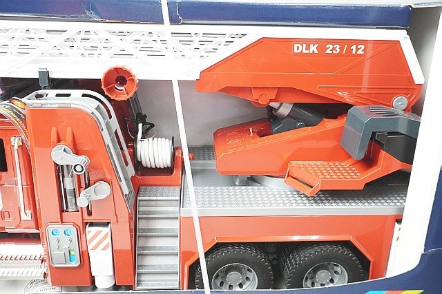 BRUDER ブルーダー 1/16 MACK 消防車 はしご車 02821_画像3