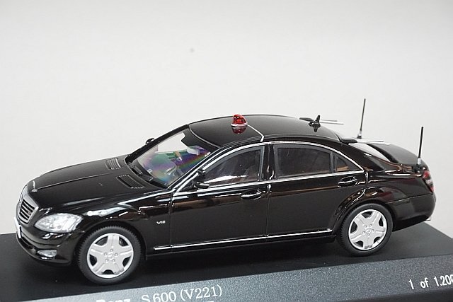 RAI'S レイズ 1/43 Mercedes Benz メルセデスベンツ S600 (V221) 2008 警察本部 警備部要人警備車両 H7430816_画像1