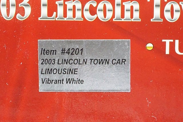 SunStar サンスター 1/18 Lincoln リンカーン Town Car Limousine タウンカー リムジン 2003 ホワイト 4201_画像9