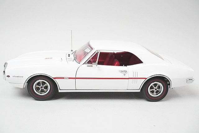 EXACT DETAIL 1/18 PONTIAC ポンティアック Firebird ファイヤーバード 1967 ホワイト ※本体のみ_画像1