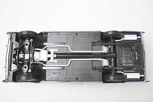 Road Signature ロードシグネチャー 1/18 Lincoln リンカーン Continental コンチネンタル 1961 ※本体のみ 20088_画像10