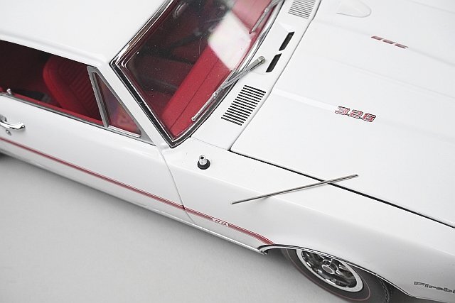 EXACT DETAIL 1/18 PONTIAC ポンティアック Firebird ファイヤーバード 1967 ホワイト ※本体のみ_画像10