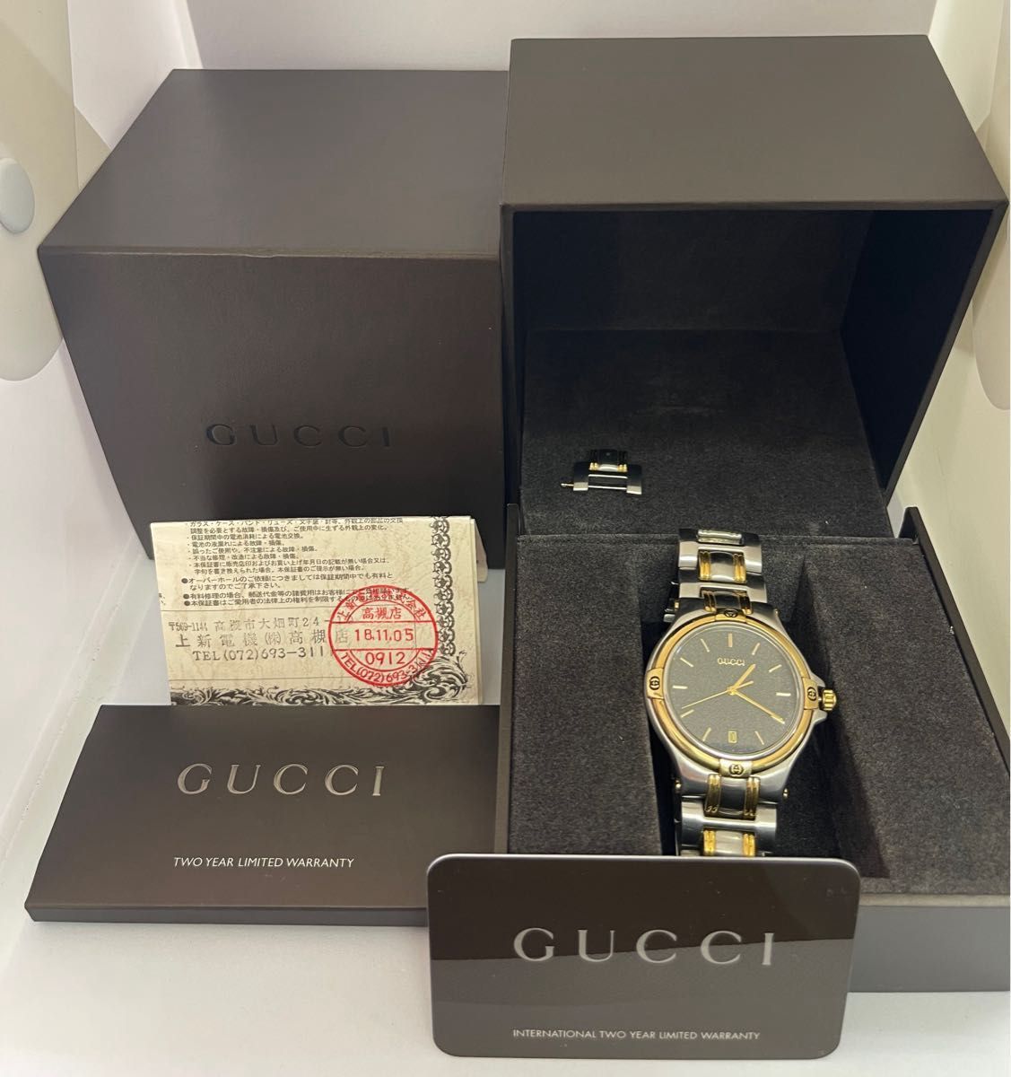 稼働　美品　GUCCI 9040m 腕時計　メンズ　グッチ　時計　コンビ　ブラック　デイト　チャコール　ハイブランド　時計