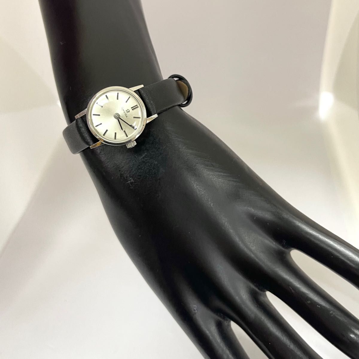 稼働 OMEGA レディース 手巻き 2姿勢差調整 Cal 620 Ref 511 015 稼働 OMEGA レディース 手巻き 2姿勢差調整 Cal 620 Ref 511 015