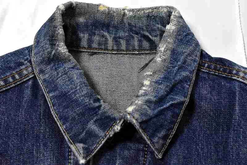 ＠激しい色落ち 蜂の巣 雰囲気抜群 パッチ付き Levi's70505 BiG E トラッカー ジャケットj436 ビンテージ アメリカ古着 US古着_画像3