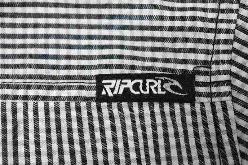 ＠美品 リップ カール RIP CURL 長袖シャツSL462 M US古着 サーフィン_画像9