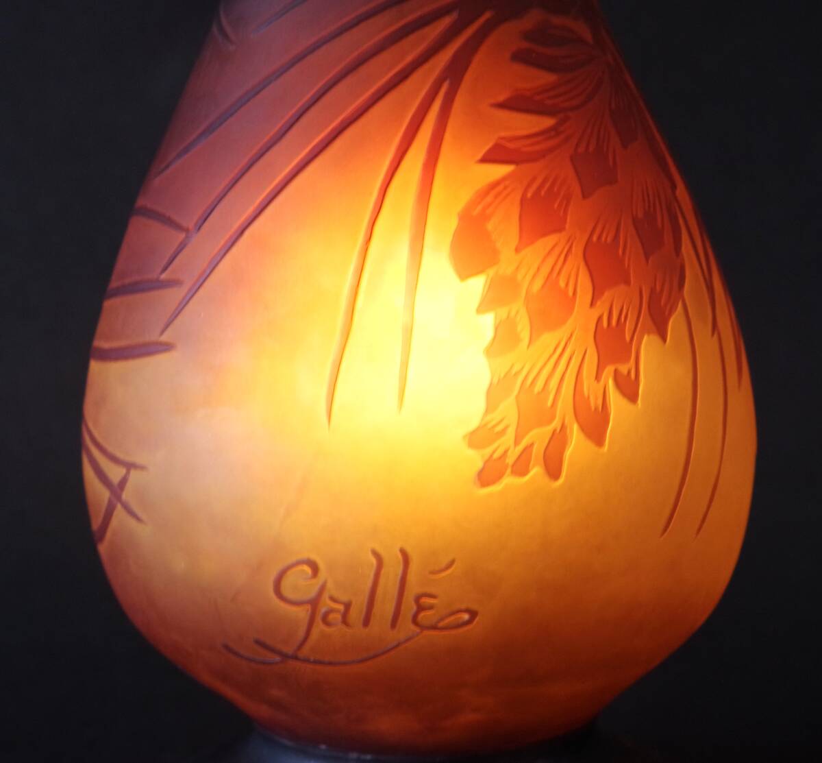 エミール・ガレ　まつかさ文花器　まつぼっくり　Emile Galle　花彫刻ランプ　高さ約27ｃｍ 被せガラス 箱付 アンティーク
